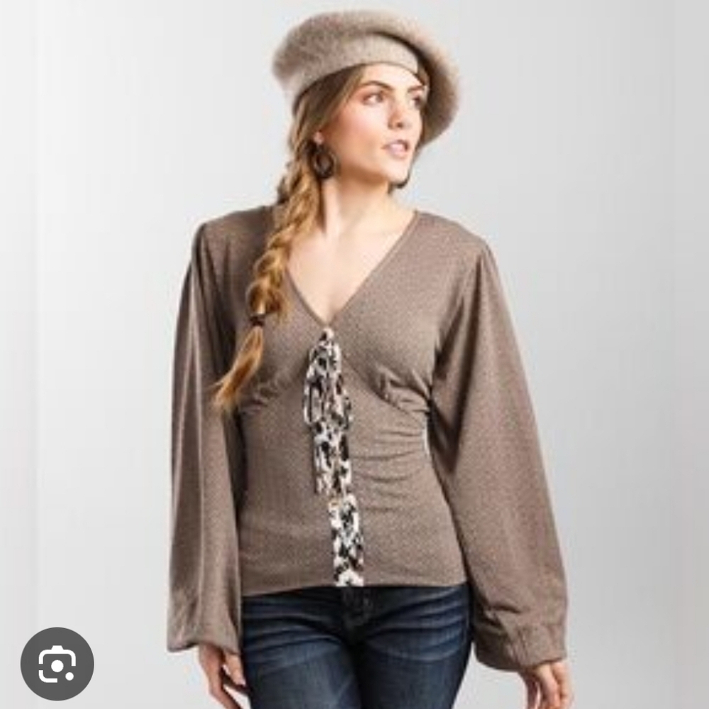 NWOT Gimmicks BKE Boho Brown Bishop Sleeve Lace Up Corset Peasant Top - Picture 2 of 4